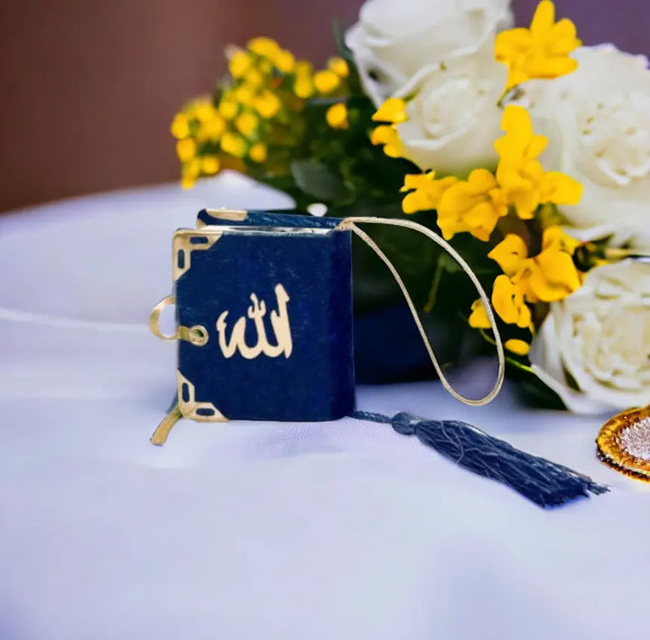 Koran Bok | Arbiska | 6 x 4,5 cm | Guld islamtrend