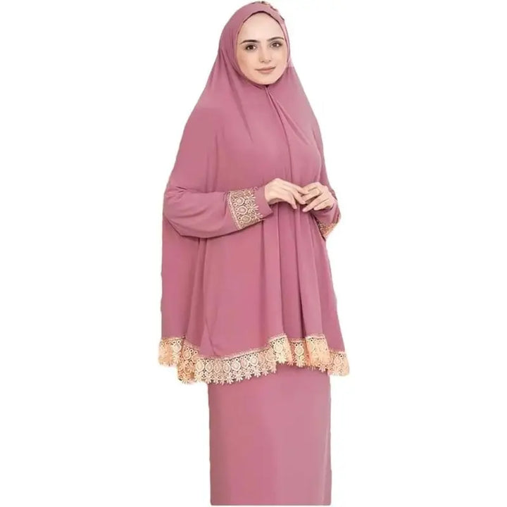 Oludeniz, TUR islamisk, kvinnor, klänningsbön islamtrend