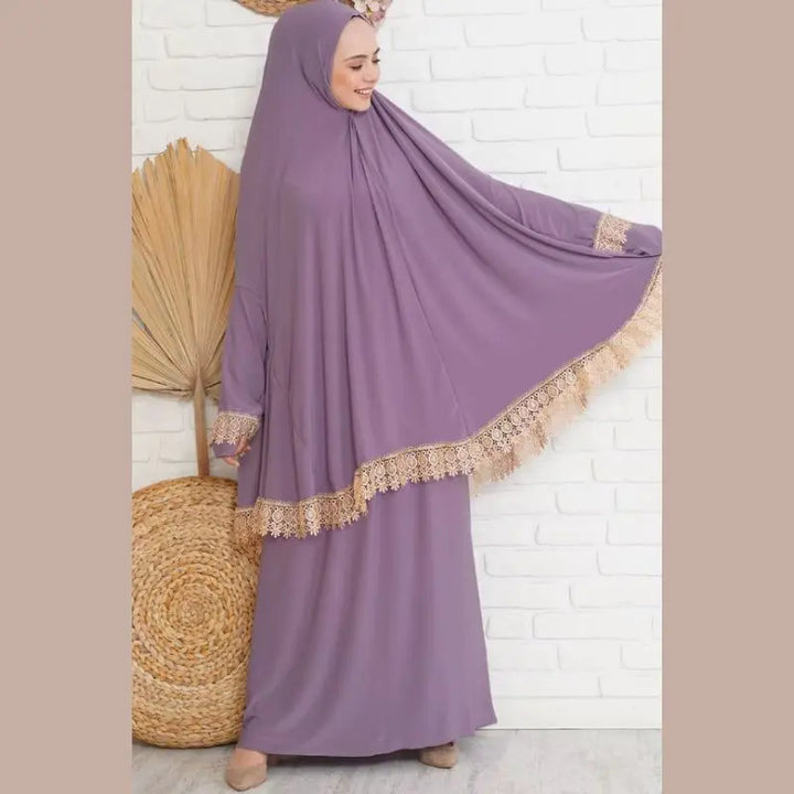 Oludeniz, TUR islamisk, kvinnor, klänningsbön islamtrend